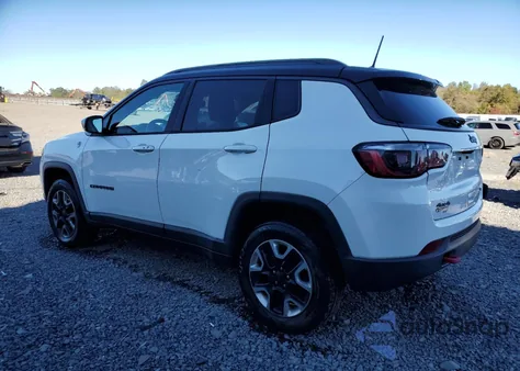 2018 Jeep Compass Trailhawk z USA, uszkodzony, nr VIN 3C4NJDDB0JT144528